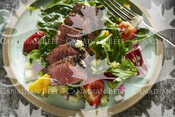 Pan-Seared Steak with Berry Salad (Hanger)